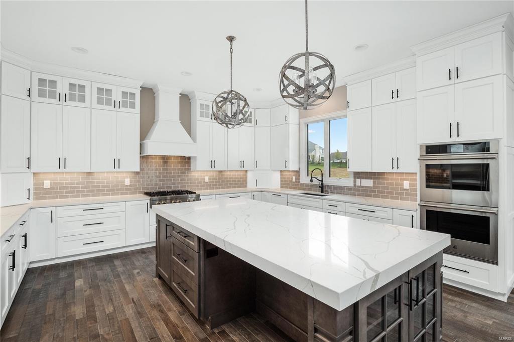 New Construction Kitchen in Fienup Farms Chesterfield