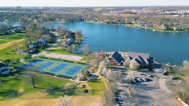 Lake St. Louis Community Association clubhouse and tennis courts