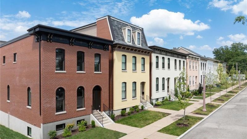 Newly built homes on Hickory St, Saint Louis, MO 63104