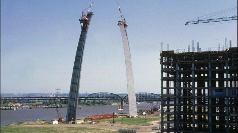 The St. Louis Arch under construction circa 1964