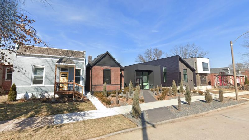 Homes on Hunt Ave, Historic and Contemporary