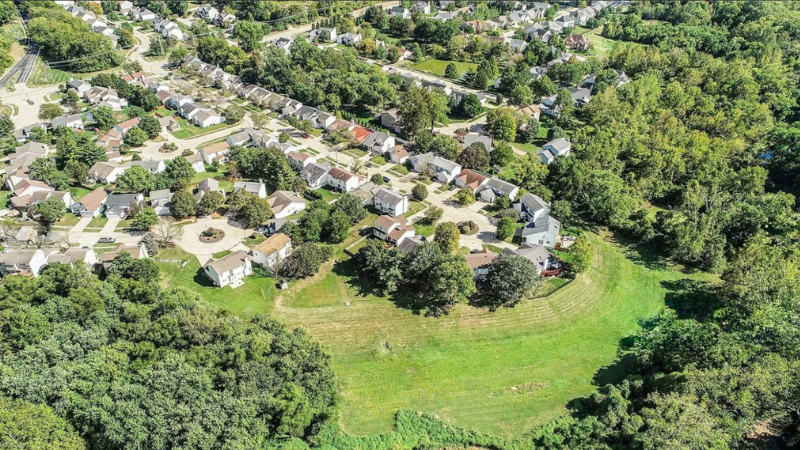 Neighborhood in Ballwin, MO